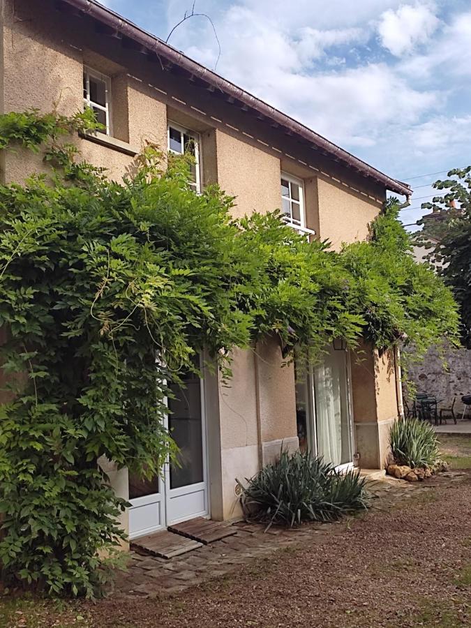 Вилла Les Glycines Vulaines-sur-Seine Экстерьер фото